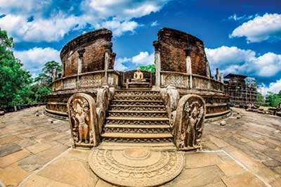 Walk Lanka Tours Polonnaruwa | walklankatours.com
