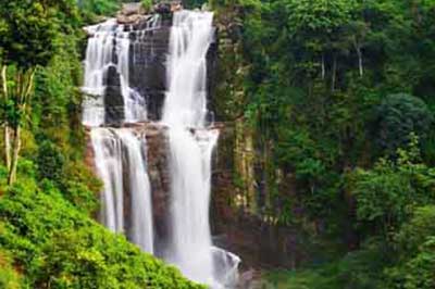 Walk Lanka Tours Ramboda Water Falls | walklankatours.com