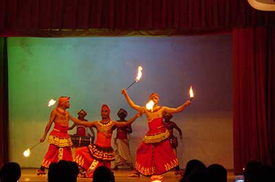 Kandiyan Dancers Show | walklankatours.com