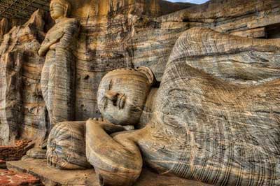 Polonnaruwa Buddha Statue | walklankatours.comn