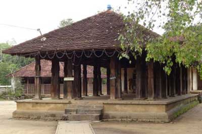Ambekke Devalaya | walklankatours.com
