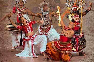 Kandyiyan Dancers Show | walklankatours.com