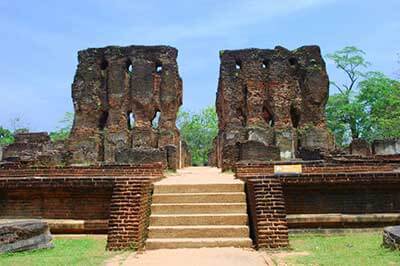Polonnaruwa | walklankatours.com